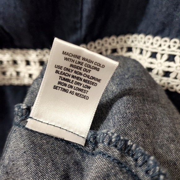 Beauty & The Beast - Belle inspired denim chambray dress with flutter sleeves - Picture 9 of 9